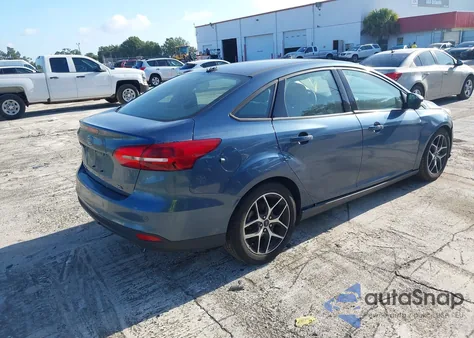 2018 Ford Focus Sel z USA, uszkodzony, nr VIN 1FADP3H22JL216037